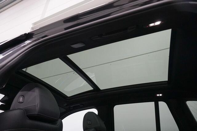 BMW X3 ecutive 80 kWh M-Sport | Panoramadak | Elektr. Trekhaak | Driving Assistant Professional