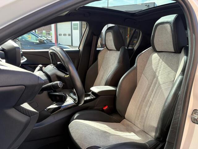 Peugeot 208 5-DEURS PANODAK/HALF LEER/NL-AUTO/1E EIG./28.000 KM!