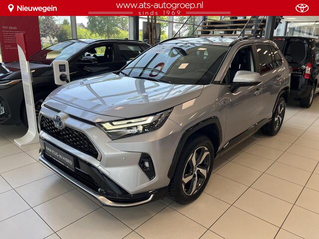Toyota RAV4 Hybrid AWD Style
