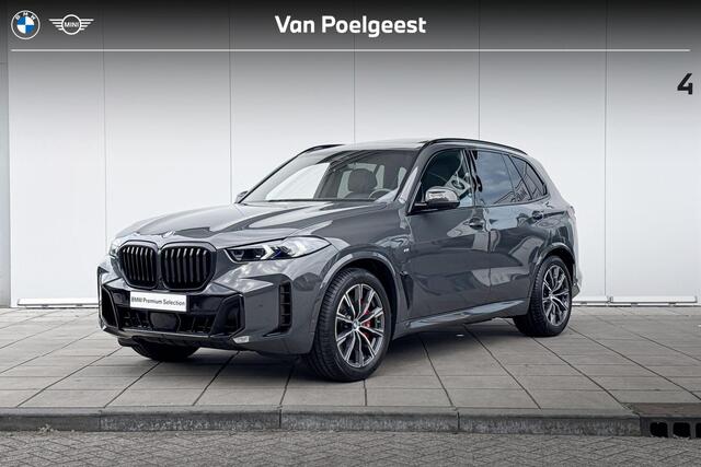 BMW X5 50e M-Sport Pro 20 Inch / Integrale Active Besturing / Comfort Acces / Soft Close / Electrische Zwenkhaak / Shadow Line koplampen / Sky Lounge / Bowers & Wilkins / Getinte Ramen / Stoelventilatie / Stoelverwarming voor & Achter / Driving Prof / Park