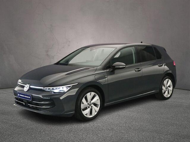 Volkswagen Golf 5 TSI eHybrid 204pk DSG Automaat Adaptive cruise control, LED matrix koplampen, Achteruitrijcamera, App connect, Stuurwiel verwarmd