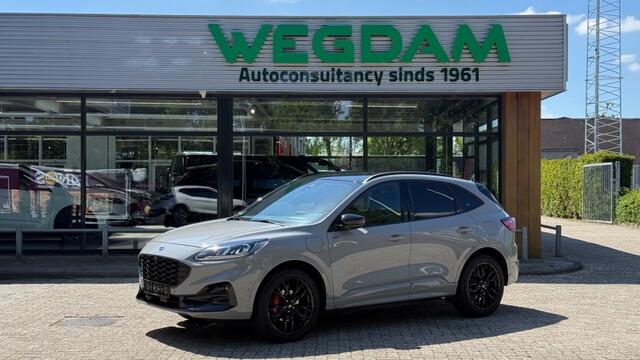 Ford Kuga GRAPH TECH EDITON / BLACK PACK