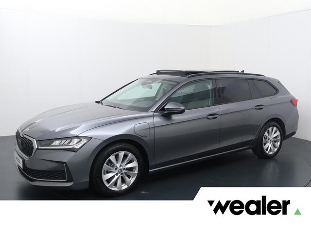 Skoda Superb I PHEV Business Edition | 204 PK | SoH 100% | Trekhaak | Panoramadak | Adaptive Cruise Control | Apple Carplay/Android Auto |