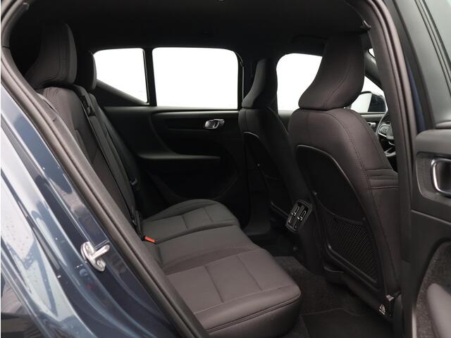 Volvo EX40