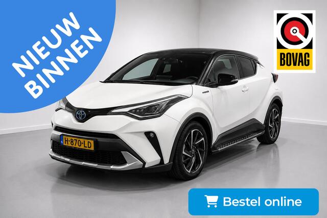 Toyota C-HR SPORT |Side skirts|Sportstoelen|Parelmoer Two-Tone| Keyless|Navi|Camera|CarPlay|JBL-Sound|Dode hoek
