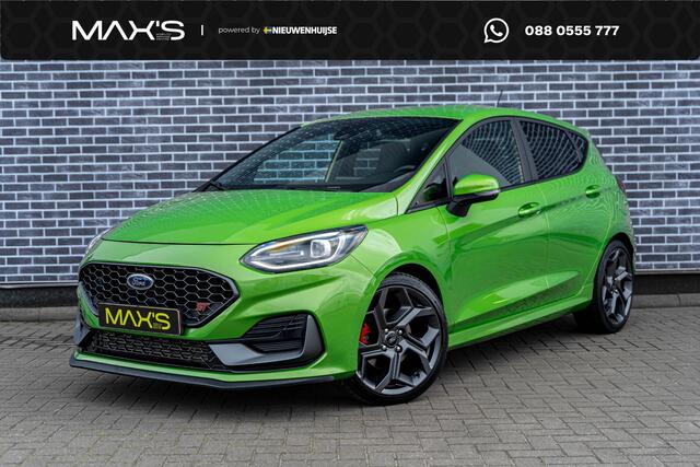 Ford Fiesta t ST-3 200pk | 5-Deurs | Achteruitrijcamera | Parkeersensoren | Navigatie | Apple Carplay | Android Auto | LED Koplampen | Stoelverwarming | Climate Control | Cruise Control | Keyless Entry