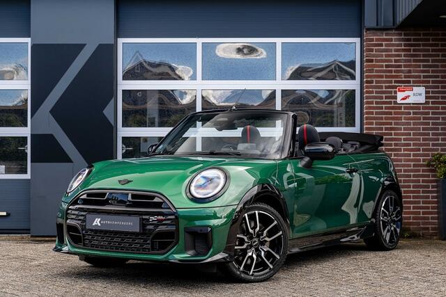 Mini John Cooper Works Cabrio JCW | Cooper | Harman/Kardon | Head-Up | Driving Ass. Plus | Stuurverwarming | 360 Camera | 18' Inch |