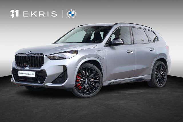 BMW X1 30e | Sport Pakket Pro | Pano Dak | M-Sportstoelen | Harman Kardon | Driving Assistant Professional | 20'' LM | Elektr. Verstelbare Voorstoelen | Head-Up |
