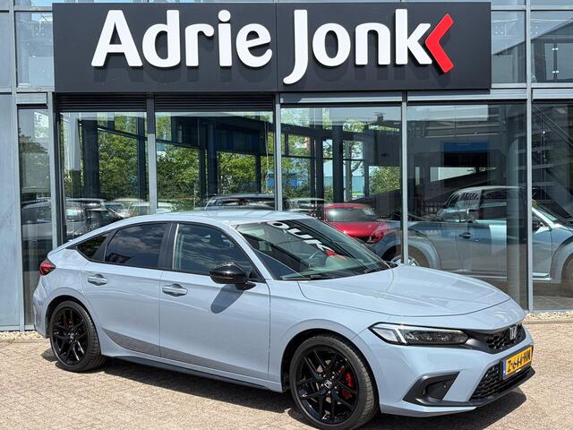 Honda Civic port FULL HYBRID | AUTOMAAT | CAMERA | NAVIGATIE | APPLE CARPLAY / ANDROID AUTO | STOELVERWARMING | 18"LM VELGEN | NED. AUTO | 1e EIGENAAR |