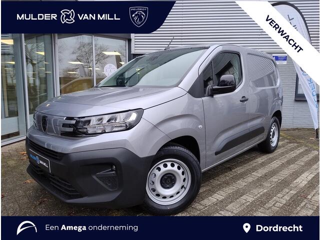 Peugeot Partner kWh 136pk | 8 jaar garantie | 0% financial lease | 2-zits | Houten afwerking laadruimte | Multimedia | Draadloze Apple Carplay en Android Auto | Achteruitrijcamera | Parkeersensoren achter | Digital cockpit | Stuurwielbediening | Bestuurde