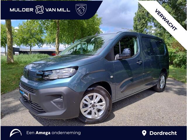 Peugeot Partner kWh 136pk | 8 jaar garantie | 0% financial lease | 3-zits | Houten afwerking laadruimte | Exterieur Pakket | 16 inch lichtmetalen velgen | Keyless Entry | Climate Control | Multimedia | Draadloze Apple Carplay en Android Auto | NAVI | Park