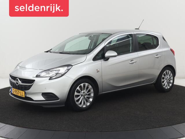 Opel Corsa 120 Jaar Edition | Stoelverwarming | Carplay | Camera | Stuurverwarming | Camera | Parkeerhulp | Climate control | Cruise control