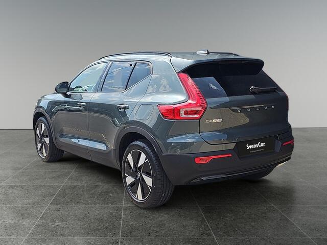 Volvo EX40