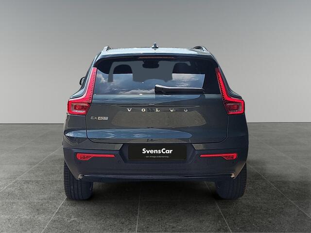 Volvo EX40