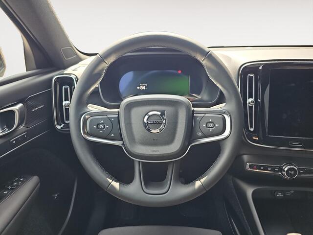 Volvo EX40