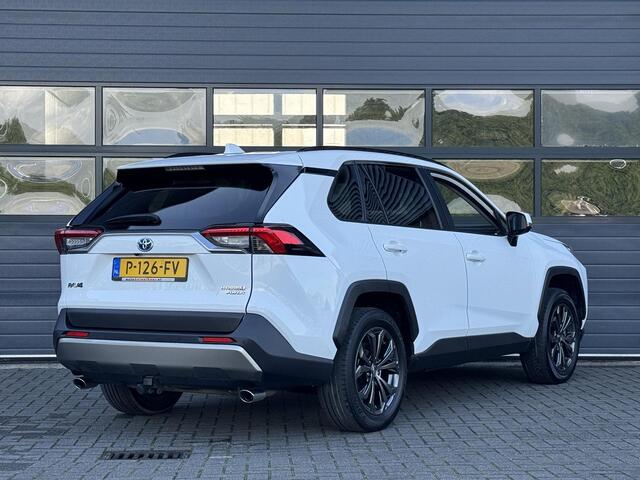 Toyota RAV4 AWD BUSINESS PLUS I AUTOMAAT I TREKHAAK (1650KG) I APPLE CARPLAY I P-CAMERA