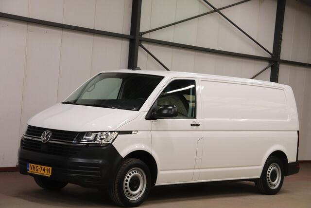 Volkswagen Transporter 6 ACHTERUITRIJCAMERA Volkswagen Transporter 2.0 TDI L2H1 EURO 6 ACHTERUITRIJCAMERA