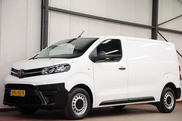Toyota PROACE 4D L2H1 2500KG TREKVERMOGEN