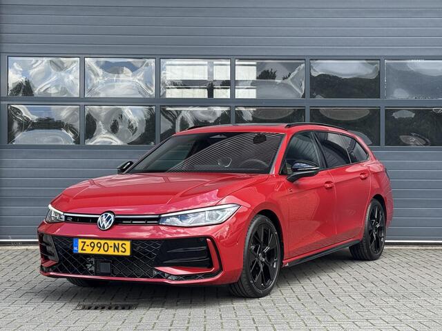 Volkswagen Passat R-LINE BUSINESS I WINTERPAKKET I SCHUIF/KANTELDAK I 360° CAMERA I GROOT SCHERM