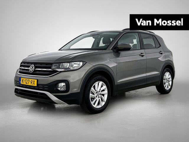 Volkswagen T-Cross teruitrijcamera | Adaptive Cruise Control | Airco | Apple Carplay/Android Auto | Draadloze Oplader | Parkeersensoren Voor en Achter | Privacy Glass |